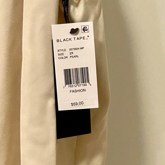 Stunning Ivory Women’s Plus size Lace Trim Satin Cami, brand new condition. - Picture 9 of 11